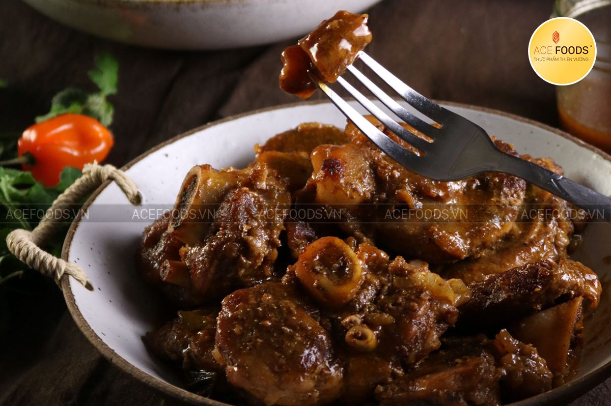 Khoanh giò heo Nga VLMK kho mềm tơi, béo ngậy