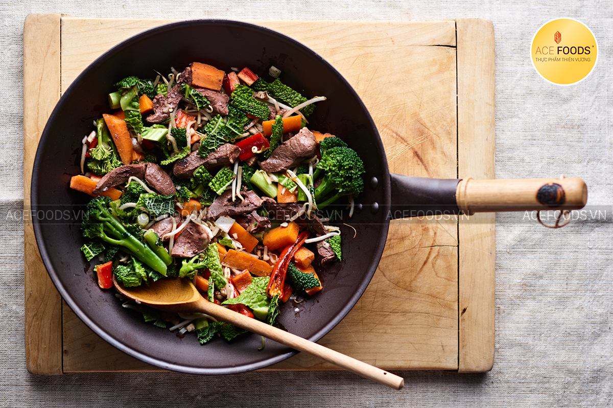 Tim heo Tây Ban Nha Fribin xào rau củ quả